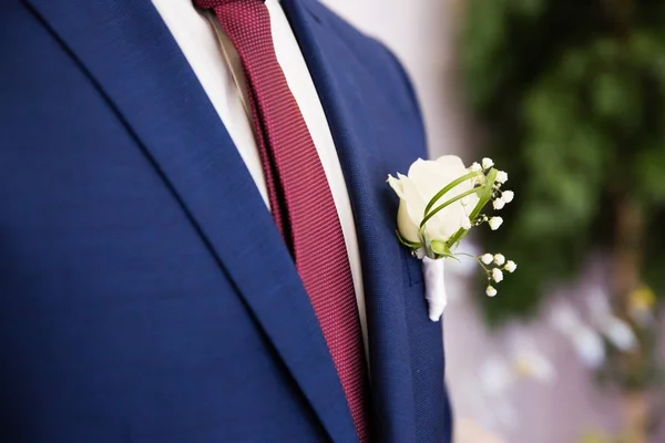 Boutonniere Boda Por Traje Del Novio — Foto de Stock