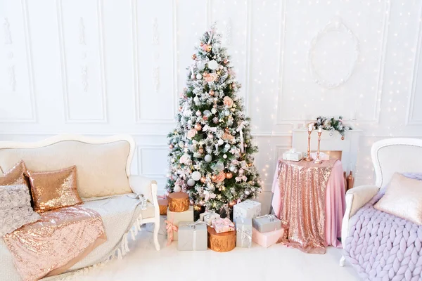 Χριστουγεννιάτικο Δέντρο Δώρα — Φωτογραφία Αρχείου