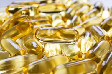 Kapsül, vitamini Omega-3 balık yağı