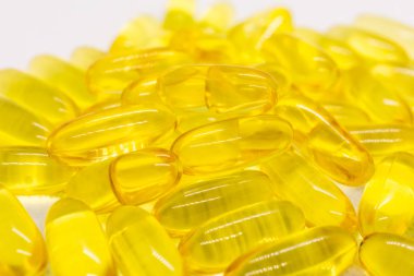 Kapsül, vitamini Omega-3 balık yağı