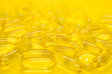 Kapsül, vitamini Omega-3 balık yağı