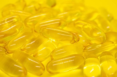 Kapsül, vitamini Omega-3 balık yağı