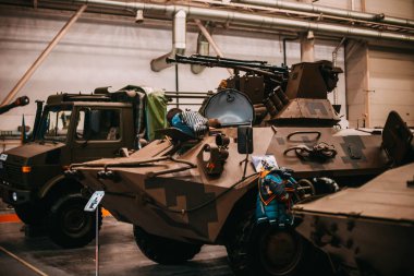 Sergi askeri teçhizat