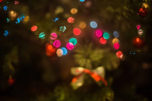 Árbol Navidad Con Decoraciones Para Fondo —  Fotos de Stock