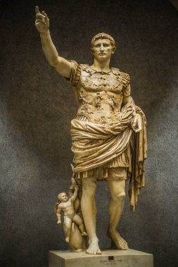 İtalya / Roma 14. Aralık 2019 Vatikan Müzesi 'nin heykelleri ve dekorasyonları