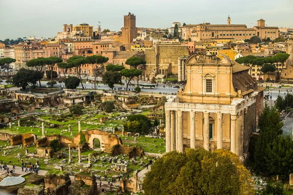 Włochy Rzym Grudzień 2019 Ruiny Rzymskiego Forum — Zdjęcie stockowe