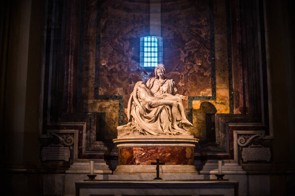 Италия / Рим 14. Скульптуры и декорации Музея Ватикана
