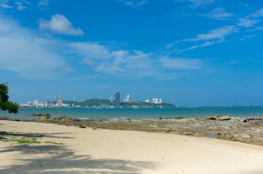 mükemmel bir gökyüzü ve okyanus Thailan reef ile su