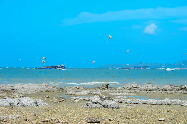 Perfect sky and water with reef of ocean Thailan — Stock Photo, Image