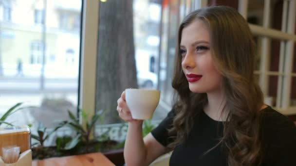 met cafe sexy Met cafe sexy