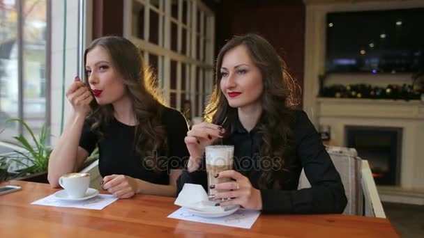 met cafe sexy Second breast augmentation