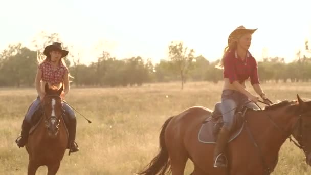 teen riding video Nude paris tale