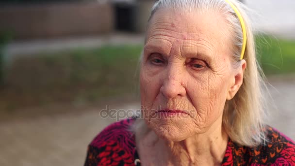vrouw met rimpels vrouw met rimpels