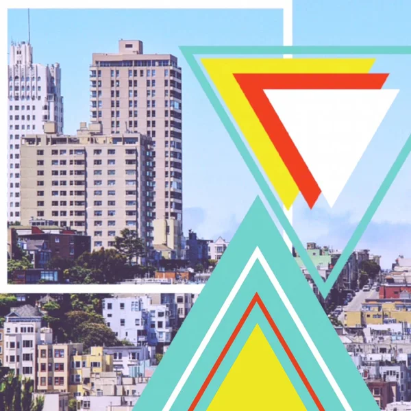 Здания Городе Красочной Треугольной Формой Голубым Небом — стоковое фото