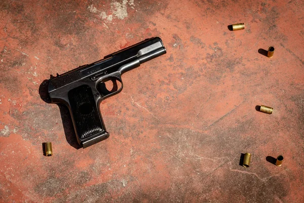 tabanca üzerinde beton kırmızı backgroound