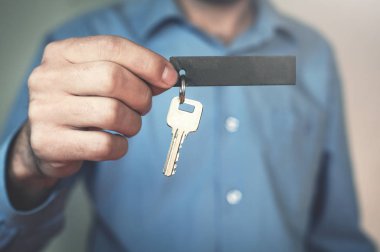 Beyaz işadamı holding anahtar.