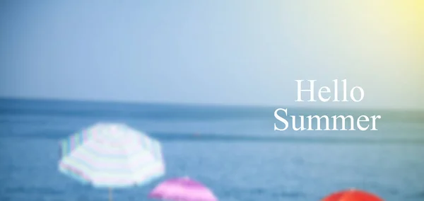 Hallo Sommer Text Hintergrund, Strand und Meer — Stockfoto