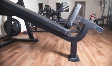  Spor salonundaki eğitim ekipmanları. Sağlık, Enerji