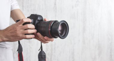 Kameralı bir fotoğrafçı. Yaşam tarzı, çalışma