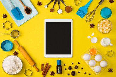 Tablet mobil uygulama hizmeti Web sitesi mockup pişirme mutfak 