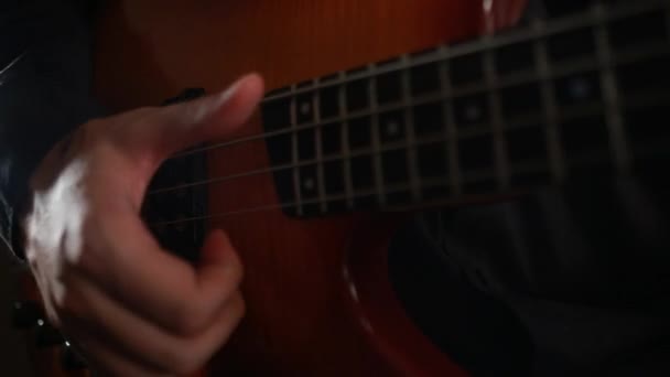 Male playing music with guitar — Stock Video