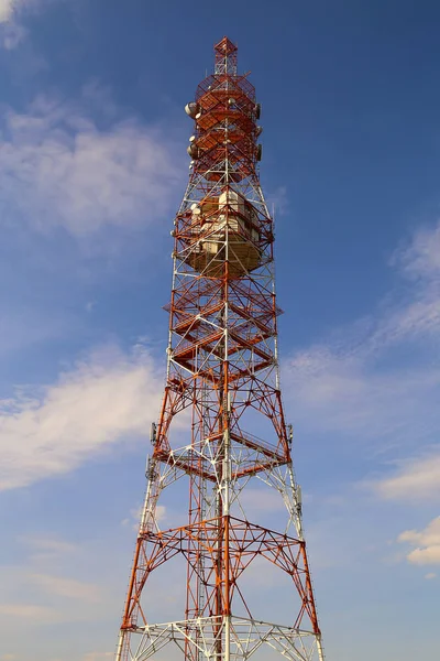 Telekomünikasyon kule anten