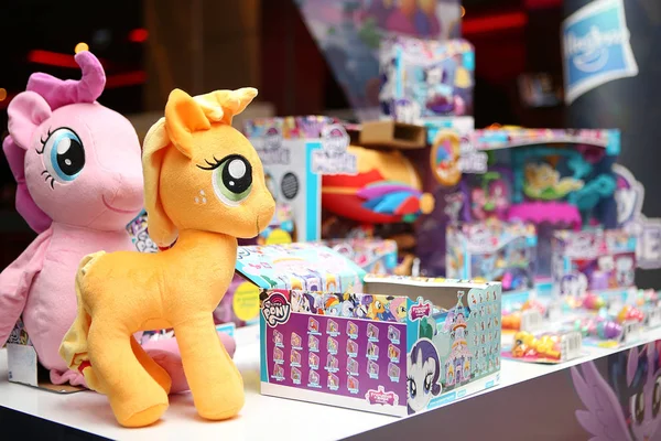 Peluş midilli tek boynuzlu at oyuncak