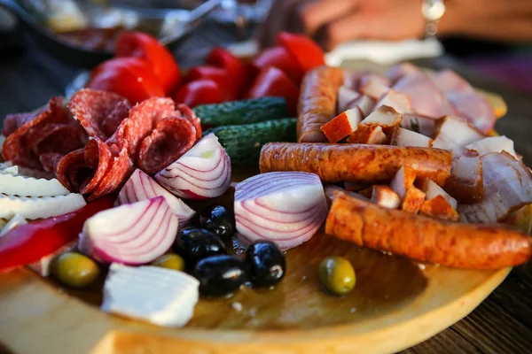 Soğuk et tabağı ile yakın çekim