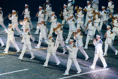 Moskova, Rusya - 26 Ağustos 2016: İşçinin kule Uluslararası Askeri Müzik Festivali