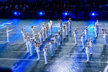 Moskova, Rusya - 26 Ağustos 2016: İşçinin kule Uluslararası Askeri Müzik Festivali