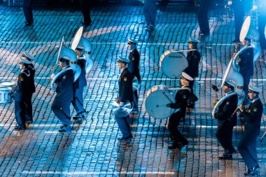 Moskova, Rusya - 26 Ağustos 2016: İşçinin kule Uluslararası Askeri Müzik Festivali.