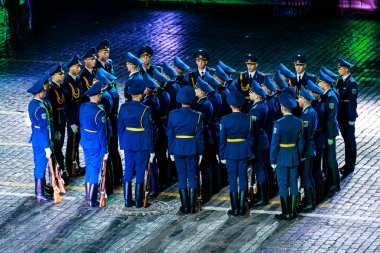 Moskova, Rusya - 26 Ağustos 2016: İşçinin kule Uluslararası Askeri Müzik Festivali.