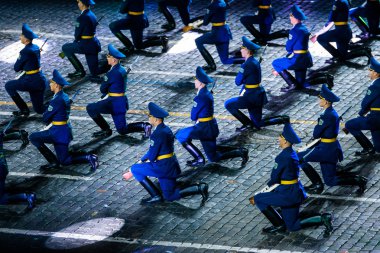 Moskova, Rusya - 26 Ağustos 2016: İşçinin kule Uluslararası Askeri Müzik Festivali.