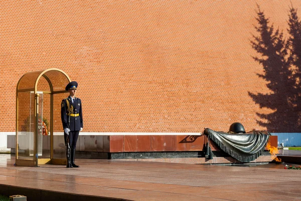 Moskau, russland - 02. September 2016: stündliche Änderung der Ehrengarde des Präsidenten. — Stockfoto