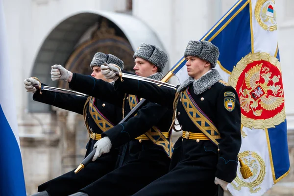 Moscow Rússia Dezembro 2017 Grupo Dos Porta Bandeiras Guarda Cores — Fotografia de Stock