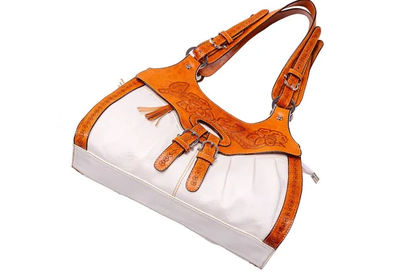 Kvinnliga läderväska på vit bakgrund — Stockfoto