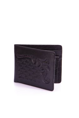 Beyaz zemin üzerinde bir deri çanta