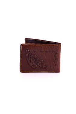 Beyaz zemin üzerinde bir deri çanta