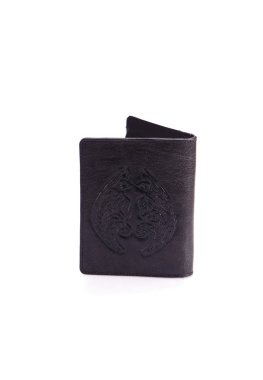 Beyaz zemin üzerinde bir deri çanta