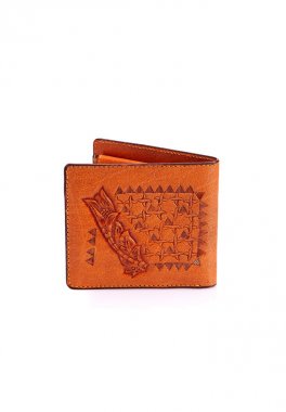 Beyaz zemin üzerinde bir deri çanta