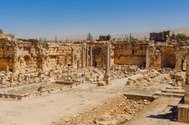 Lübnan'daki Baalbek antik kenti.