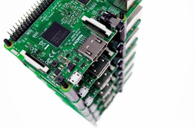 Altı devre kartlarına birbirlerine üzerinde siyah yansıtıcı backg yalan