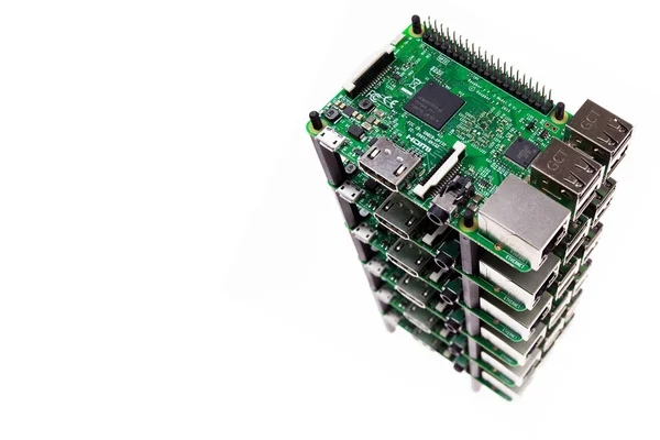 Altı devre kartlarına birbirlerine üzerinde siyah yansıtıcı backg yalan