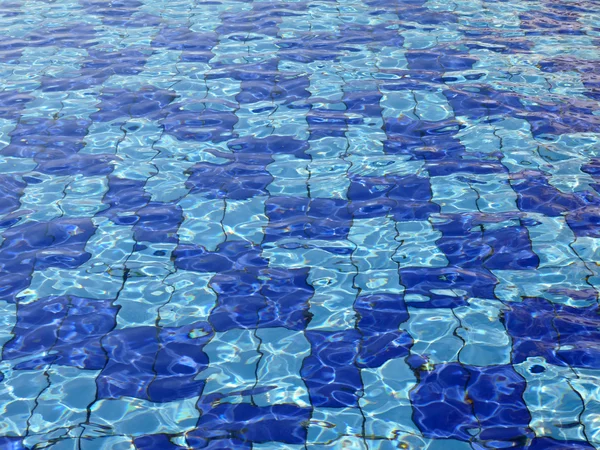 Agua en la piscina — Foto de Stock