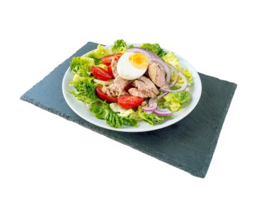 Ton balıklı salata kayrak kurulu tarafında görüntü üzerinde