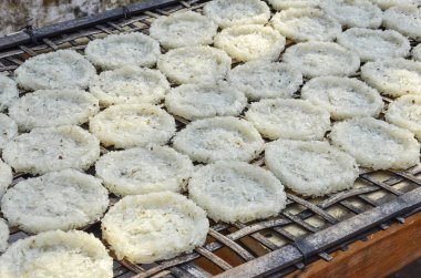 Yapışkan pirinç kek kurutulmuş