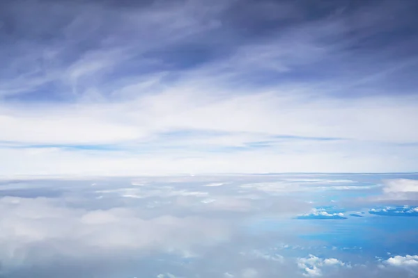 Nube cielo blu vista aerea dall'aereo — Foto Stock