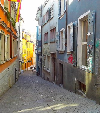 Dar sokak eski şehir Zürih, İsviçre