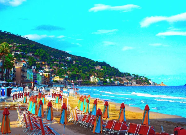 Guarda Chuvas Multicoloridos Praia Alassio Província Savona Região Sanremo Itália — Fotografia de Stock
