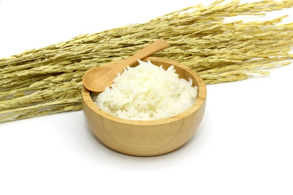 Απομονωμένο ρύζι Jasmine μαγειρεμένο στο ξύλινο μπολ με το αυτί του ρυζιού σε λευκό φόντο — Φωτογραφία Αρχείου